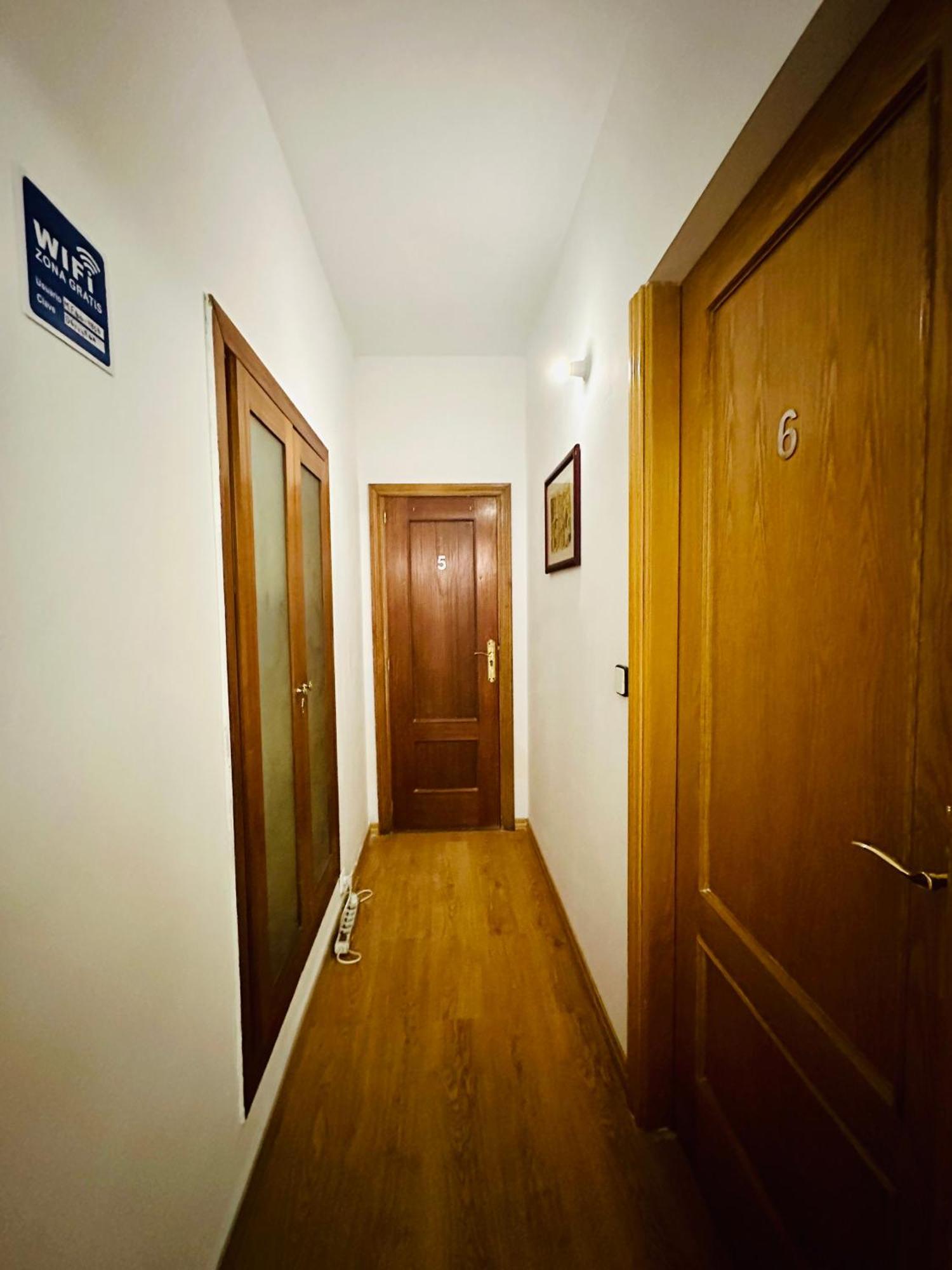 Punta Me Rooms In Madrid Downtown Exteriör bild