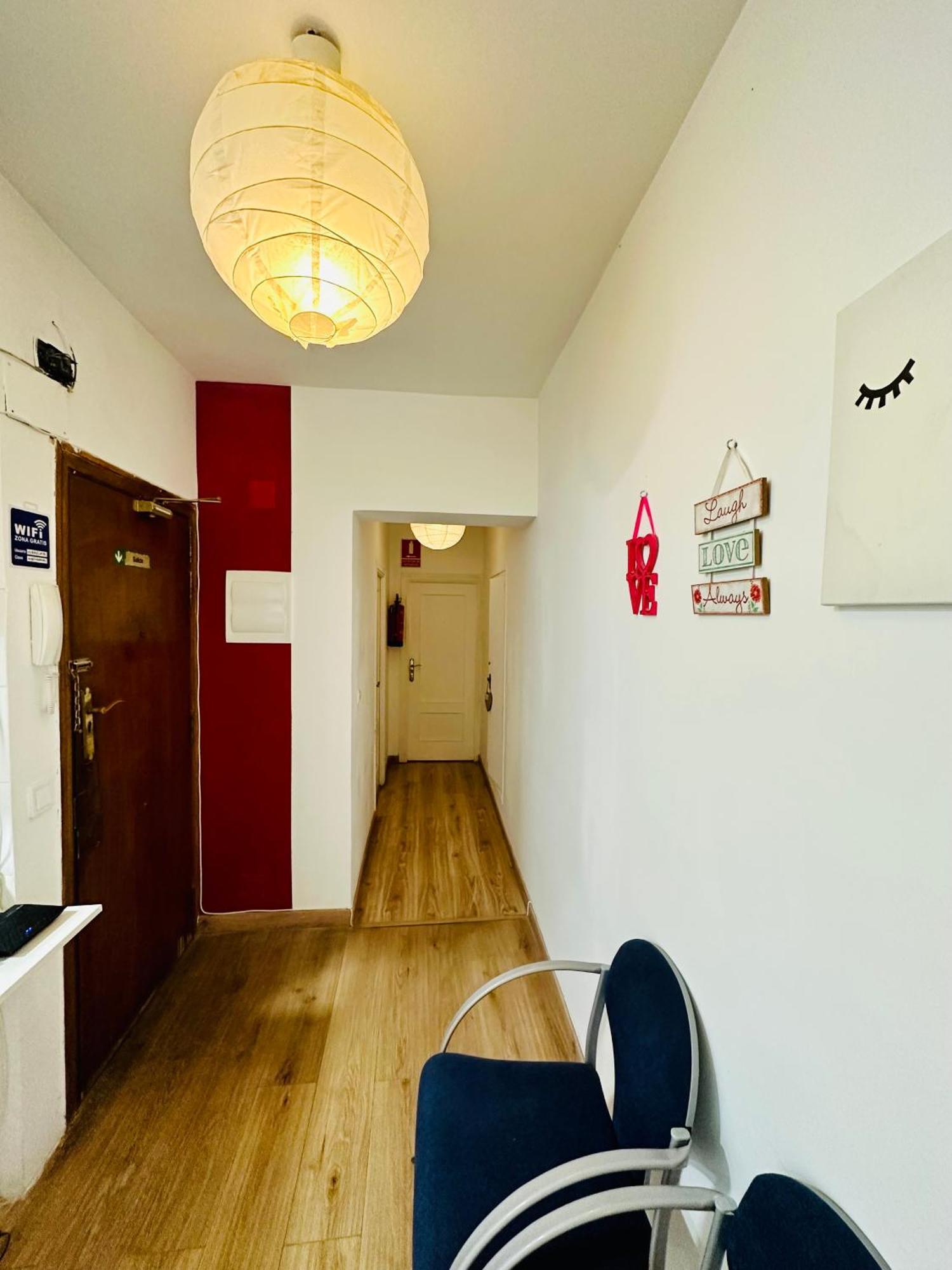 Punta Me Rooms In Madrid Downtown Exteriör bild